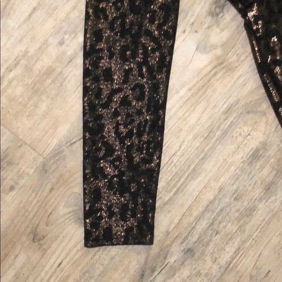 Cheetah Romper 🐆 - Picture 3 of 6